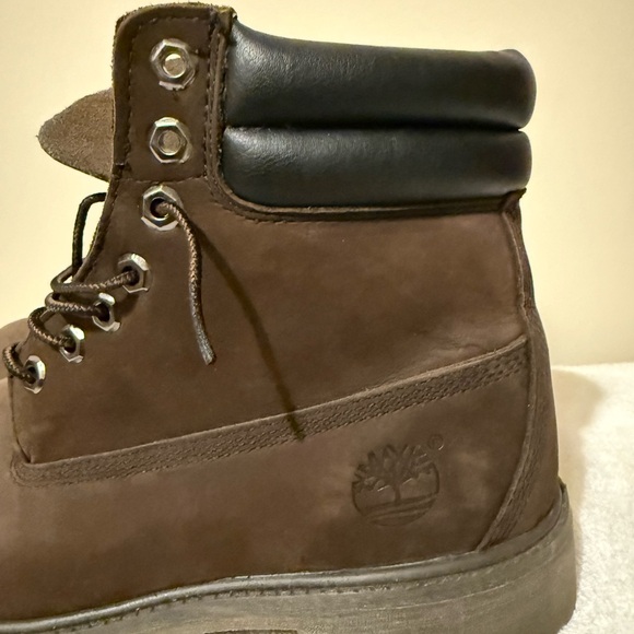 Timberland Men's Dark Chocolate Brown Nubuck Boots Sz M 8.5 / Wm 10. Very Good - Picture 2 of 5